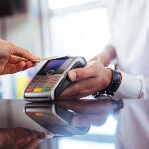 The Benefits of Making Your Attraction Cashless